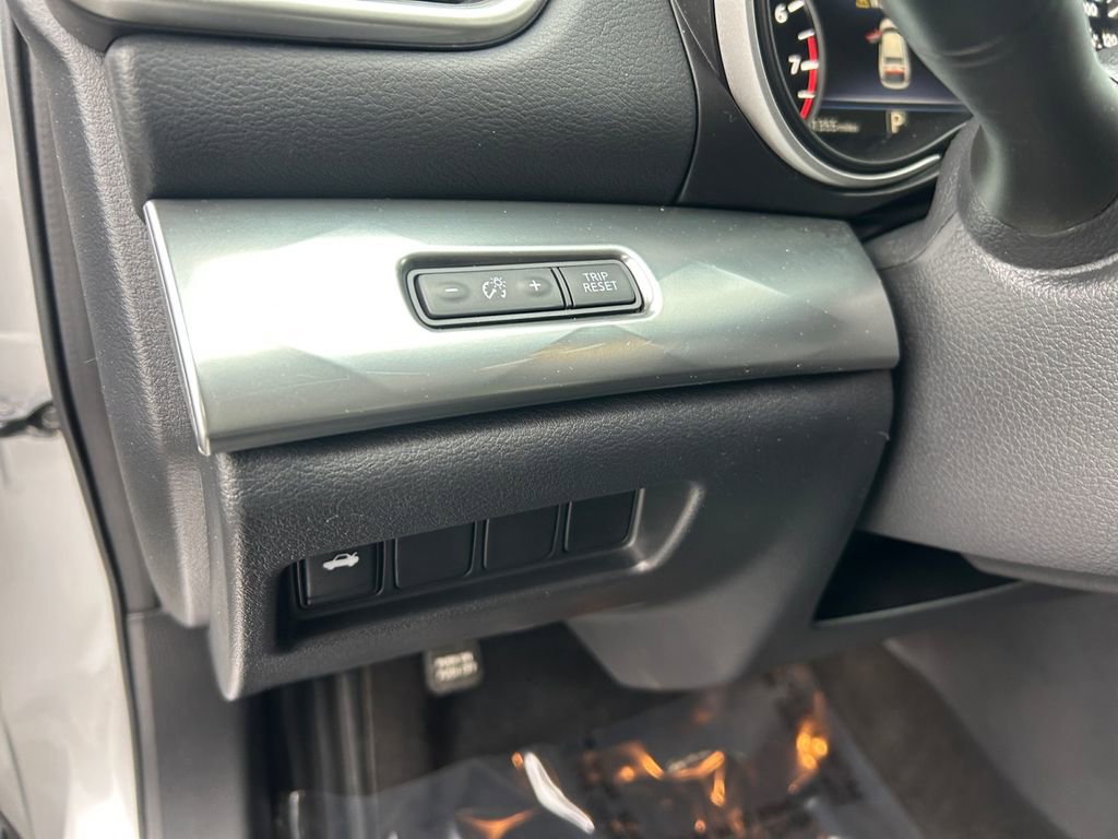 Used 2022 Nissan Maxima SV w/ Floor Mat Group image 21