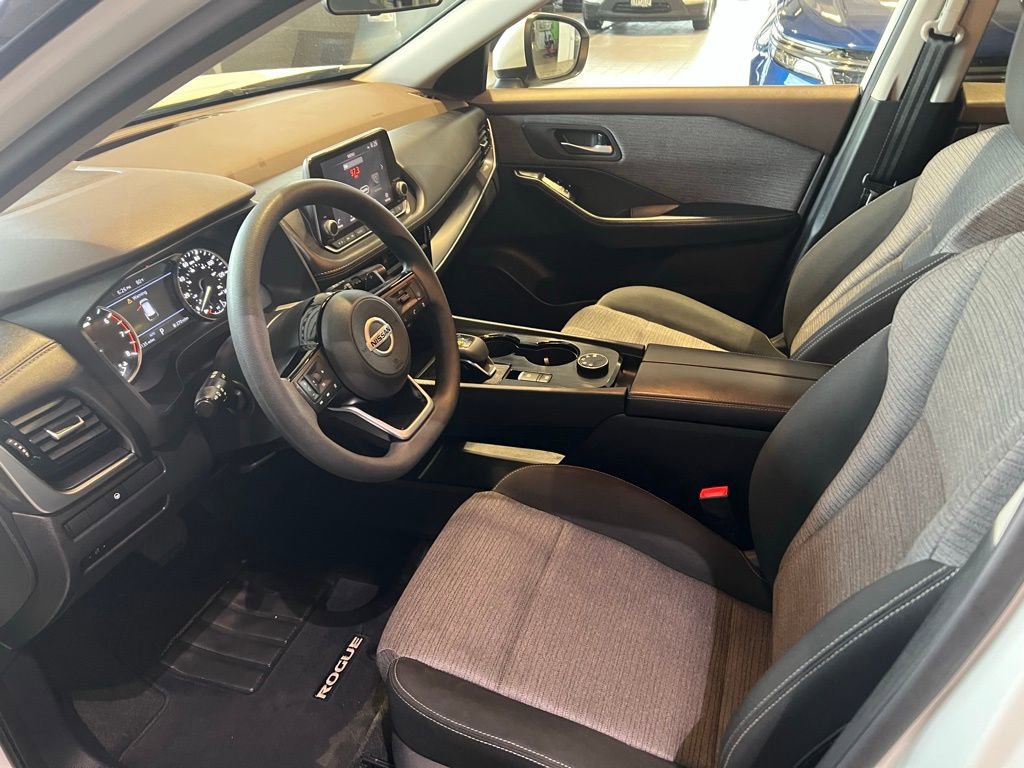 Used 2021 Nissan Rogue SV AWD/4WD image 21