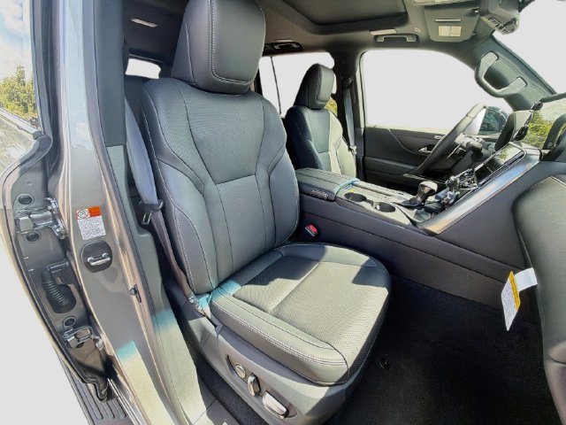 New 2026 Lexus LX 600 4WD w/ Appearance Package image 16