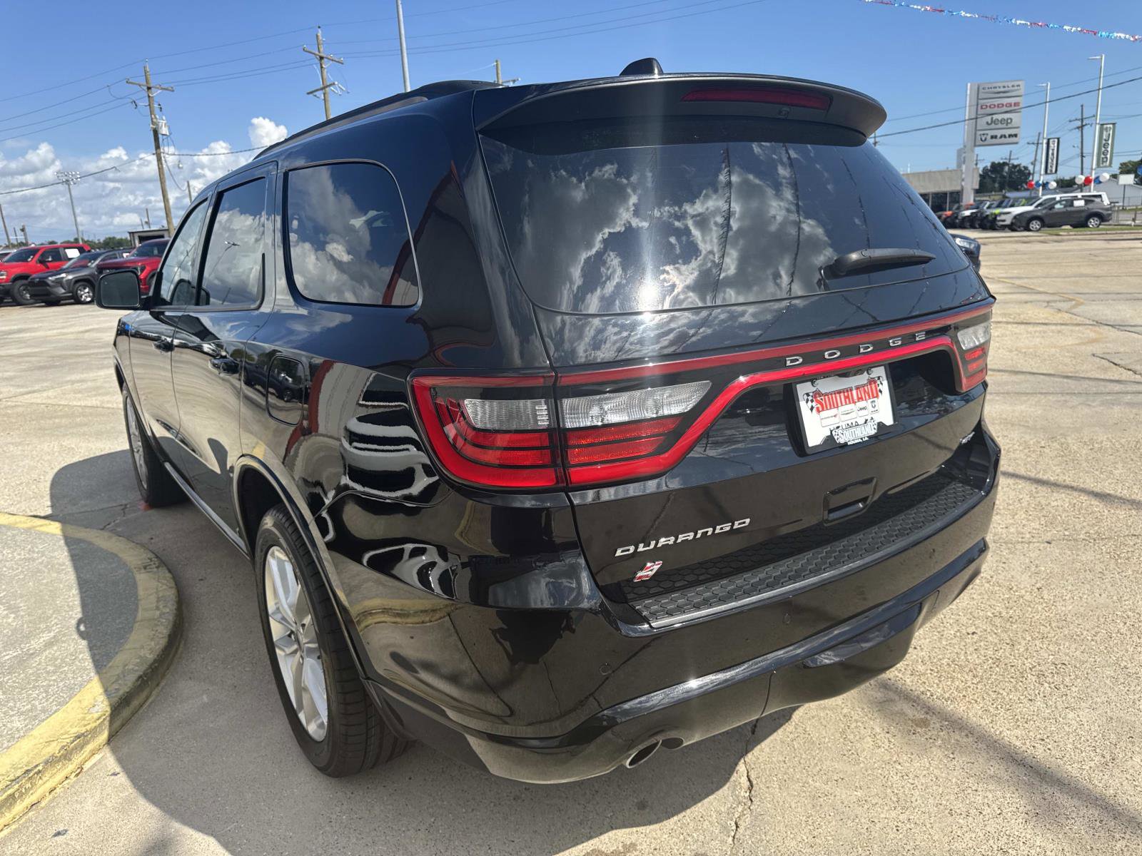 Certified 2024 Dodge Durango GT image 5