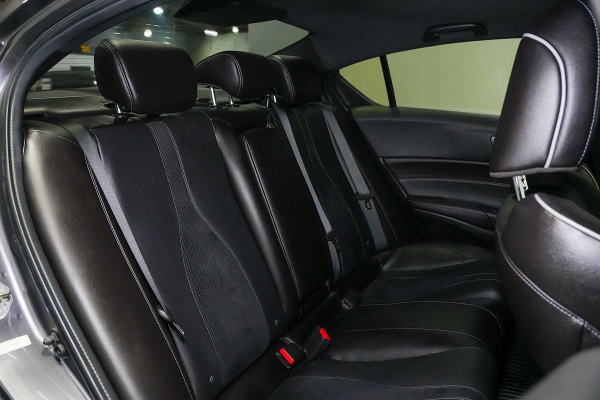 Used 2019 Acura ILX FWD image 23