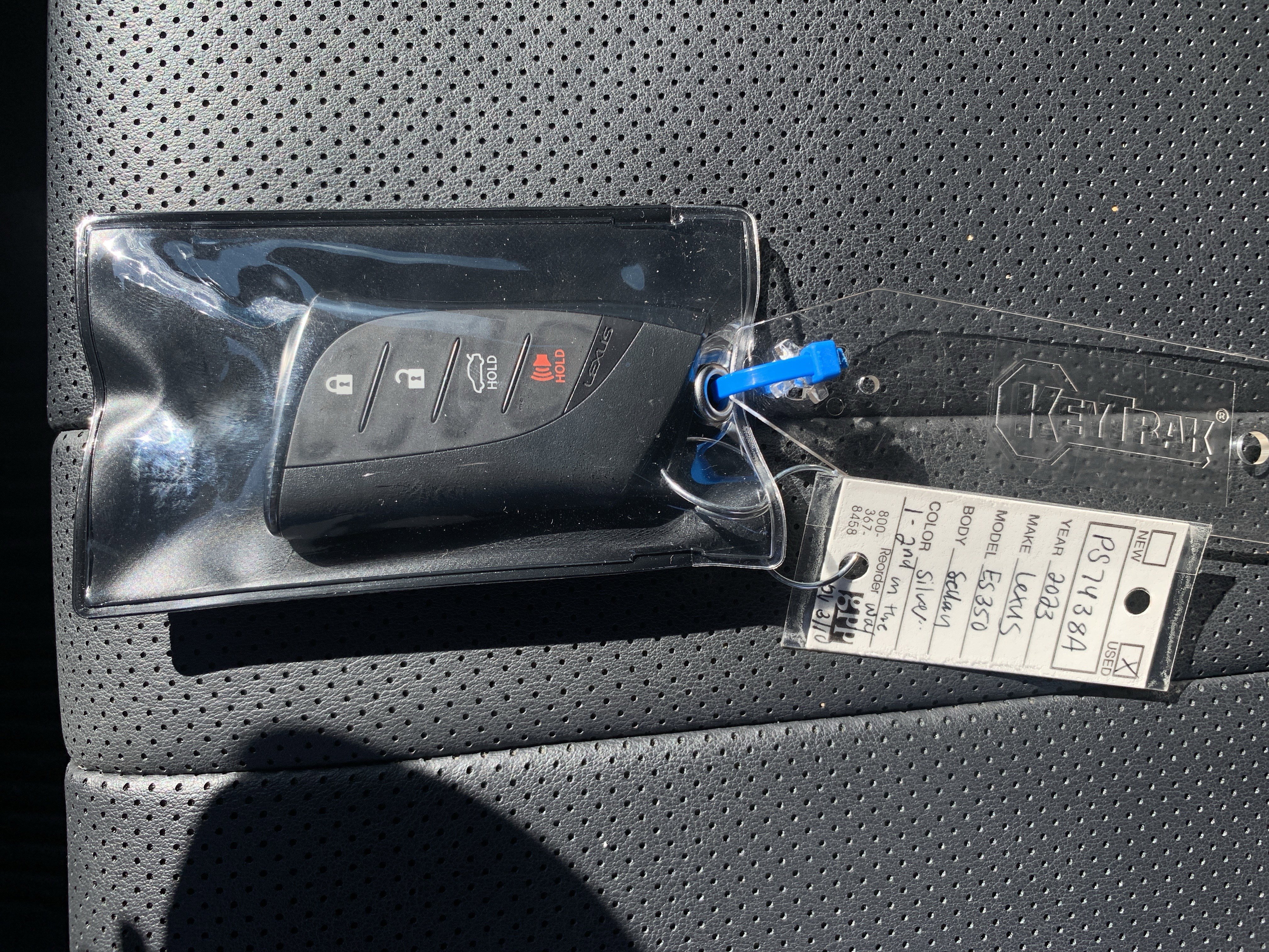 Certified 2023 Lexus ES 350 F Sport w/ Accessory Package (Z2) image 37