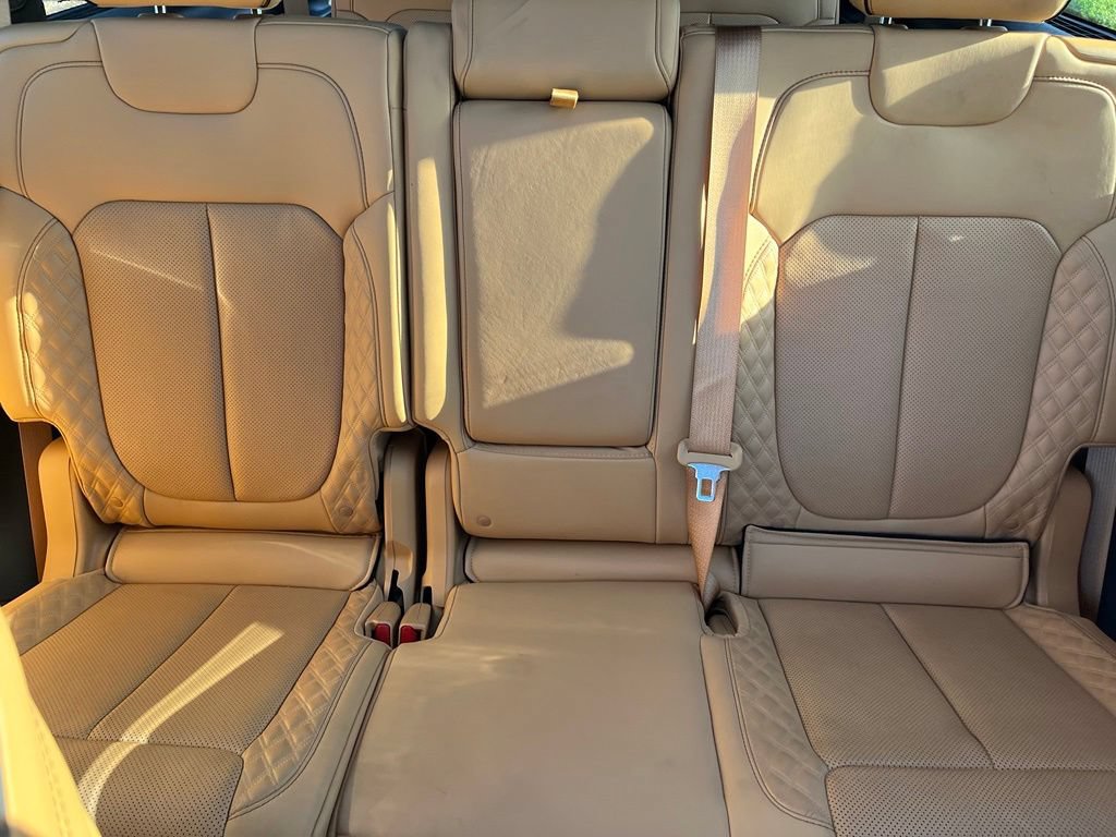 Used 2024 Jeep Grand Cherokee L Summit AWD/4WD image 16