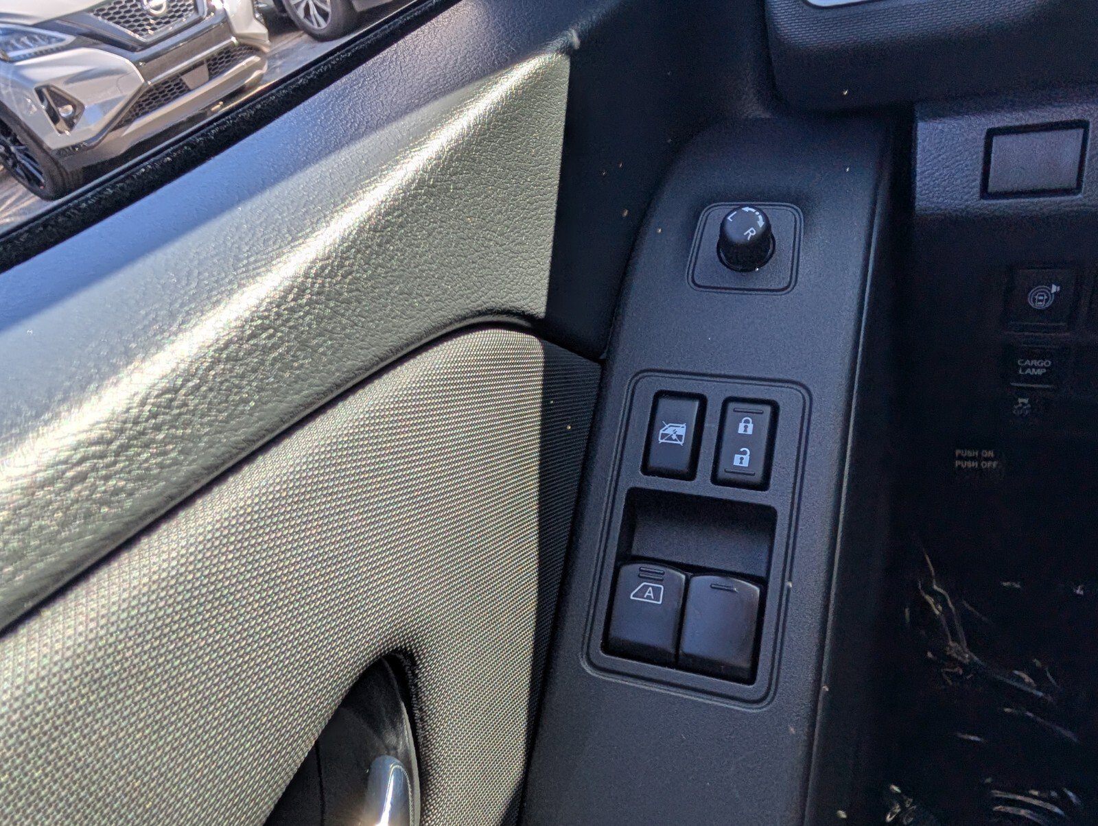 Certified 2024 Nissan Frontier SV w/ Technology Package image 33