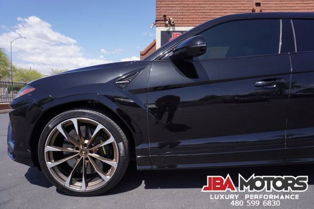Used 2019 Lamborghini Urus image 35