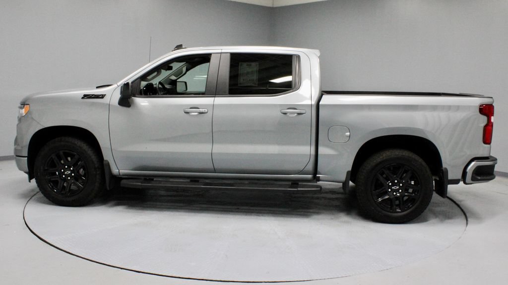 Used 2026 Chevrolet Silverado 1500 RST AWD/4WD image 7