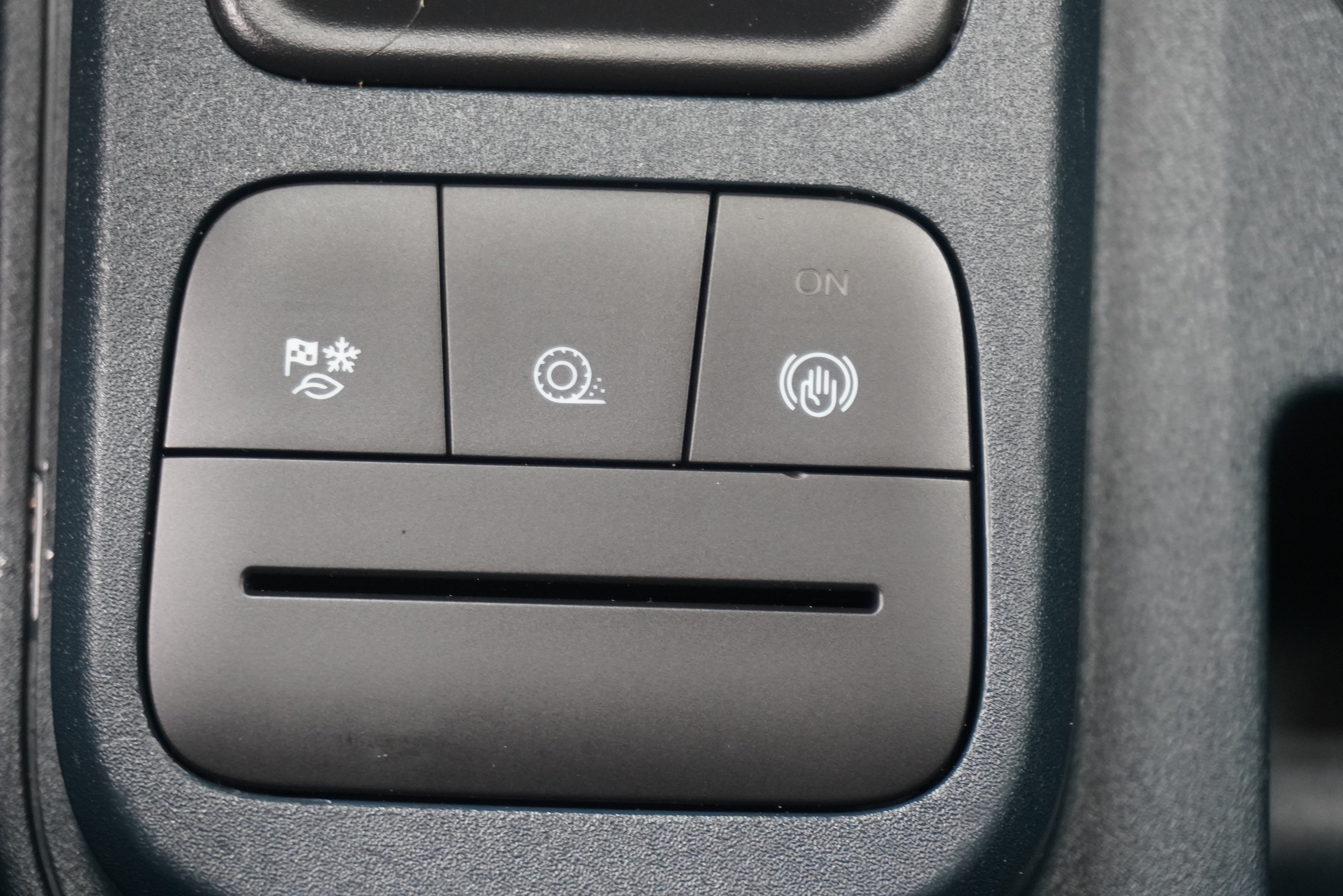 Used 2024 Ford Maverick Lariat FWD image 25