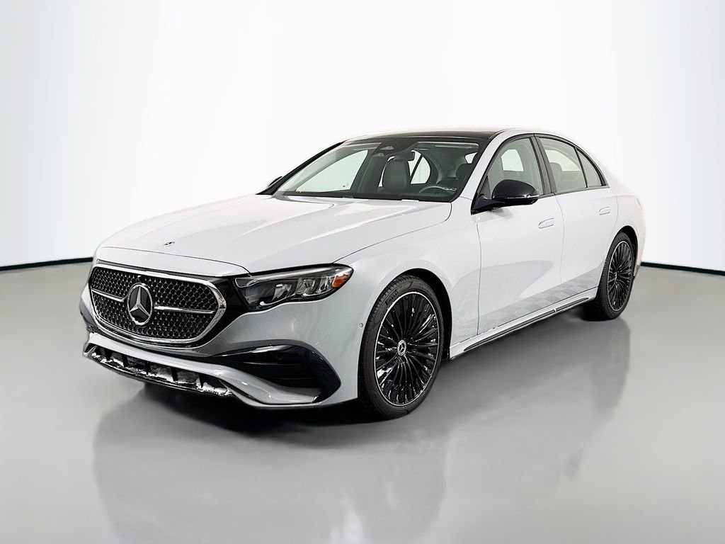 Used 2024 Mercedes-Benz E 350 4MATIC Sedan w/ MBUS Superscreen Package image 3