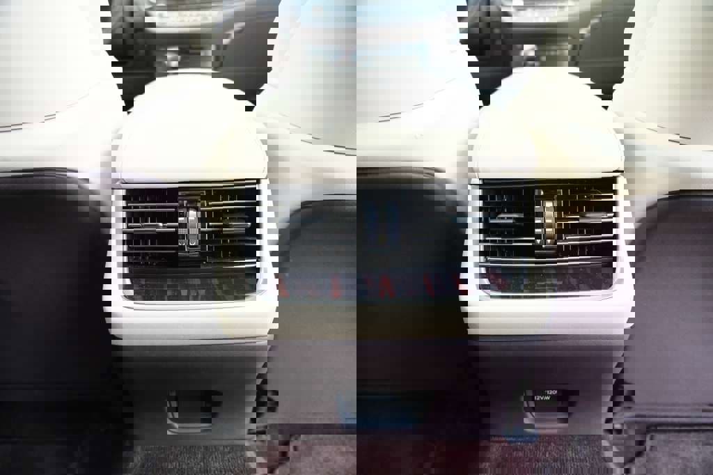 Used 2018 Lexus LS 500 AWD w/ Luxury Package image 26