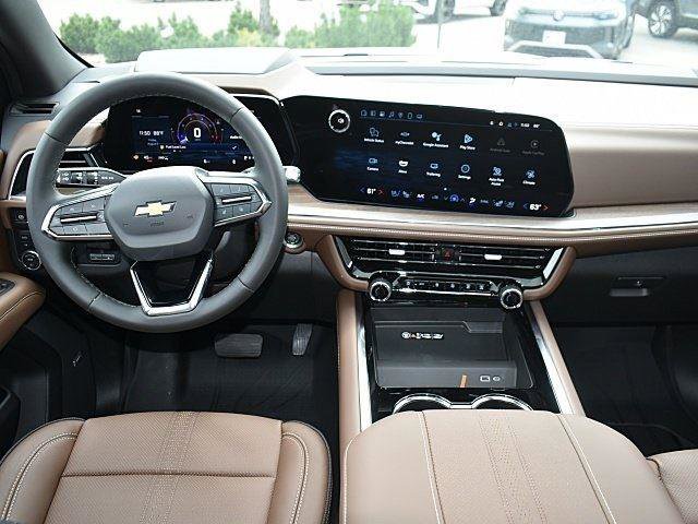 New 2025 Chevrolet Suburban High Country image 12