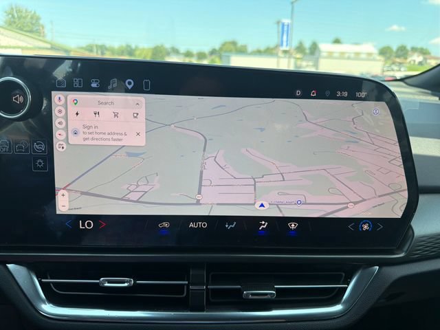 Used 2026 Chevrolet Equinox EV LT FWD image 19