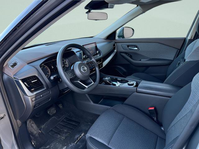 Used 2021 Nissan Rogue SV AWD/4WD image 3