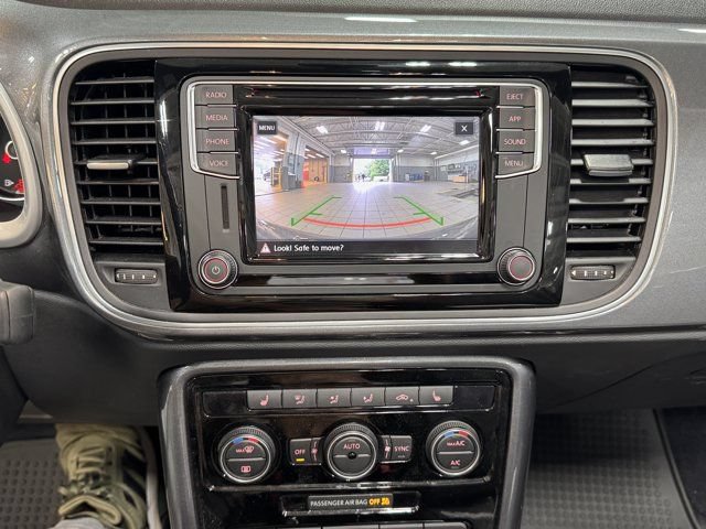 Used 2019 Volkswagen Beetle 2.0T SE FWD image 19