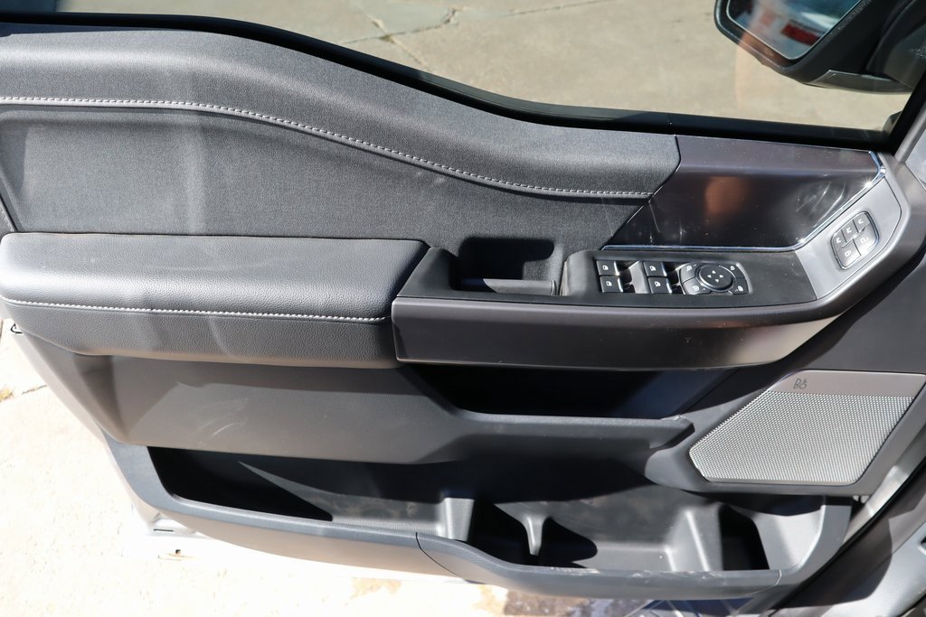 New 2025 Ford F150 Lariat w/ Equipment Group 501A Mid image 17