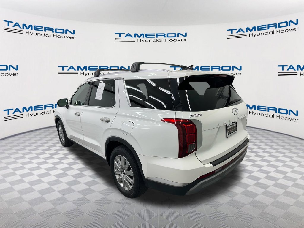 Used 2024 Hyundai Palisade SEL FWD image 3