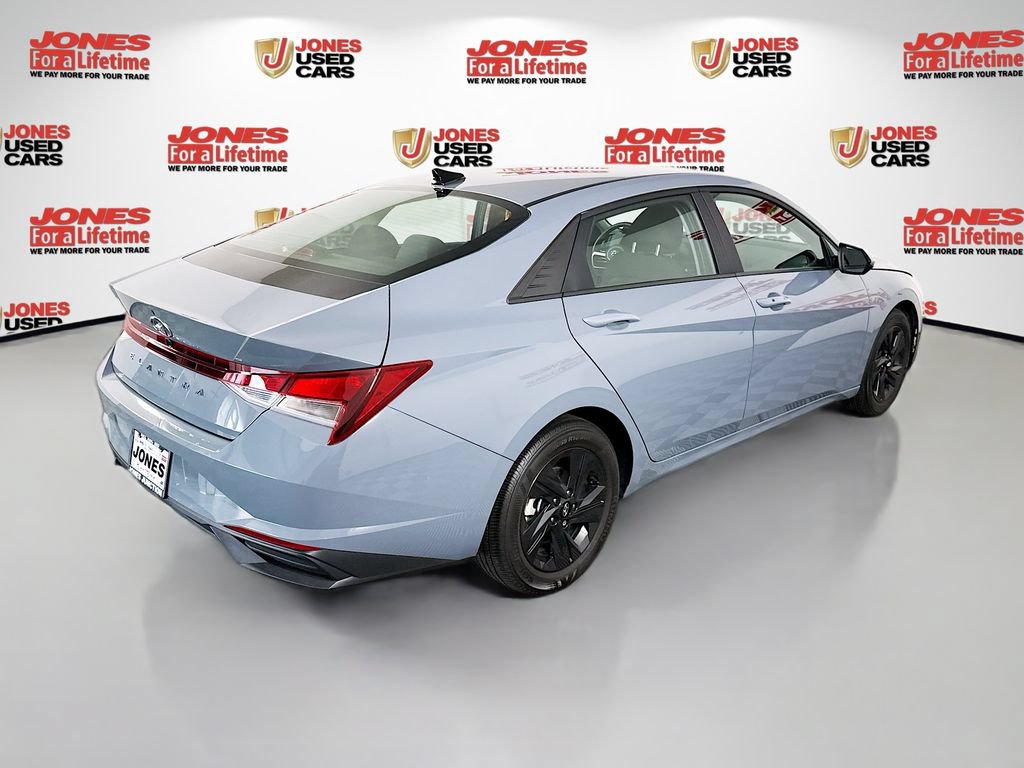 Certified 2023 Hyundai Elantra SEL FWD image 15