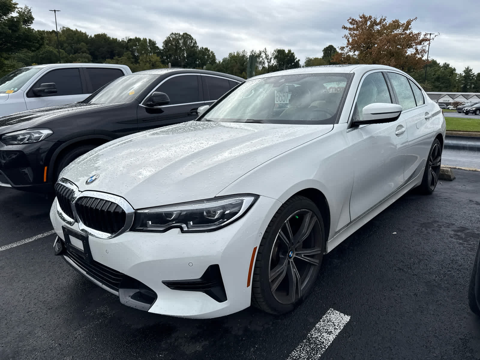 Used 2021 BMW 330i xDrive Sedan w/ Convenience Package AWD/4WD image 4
