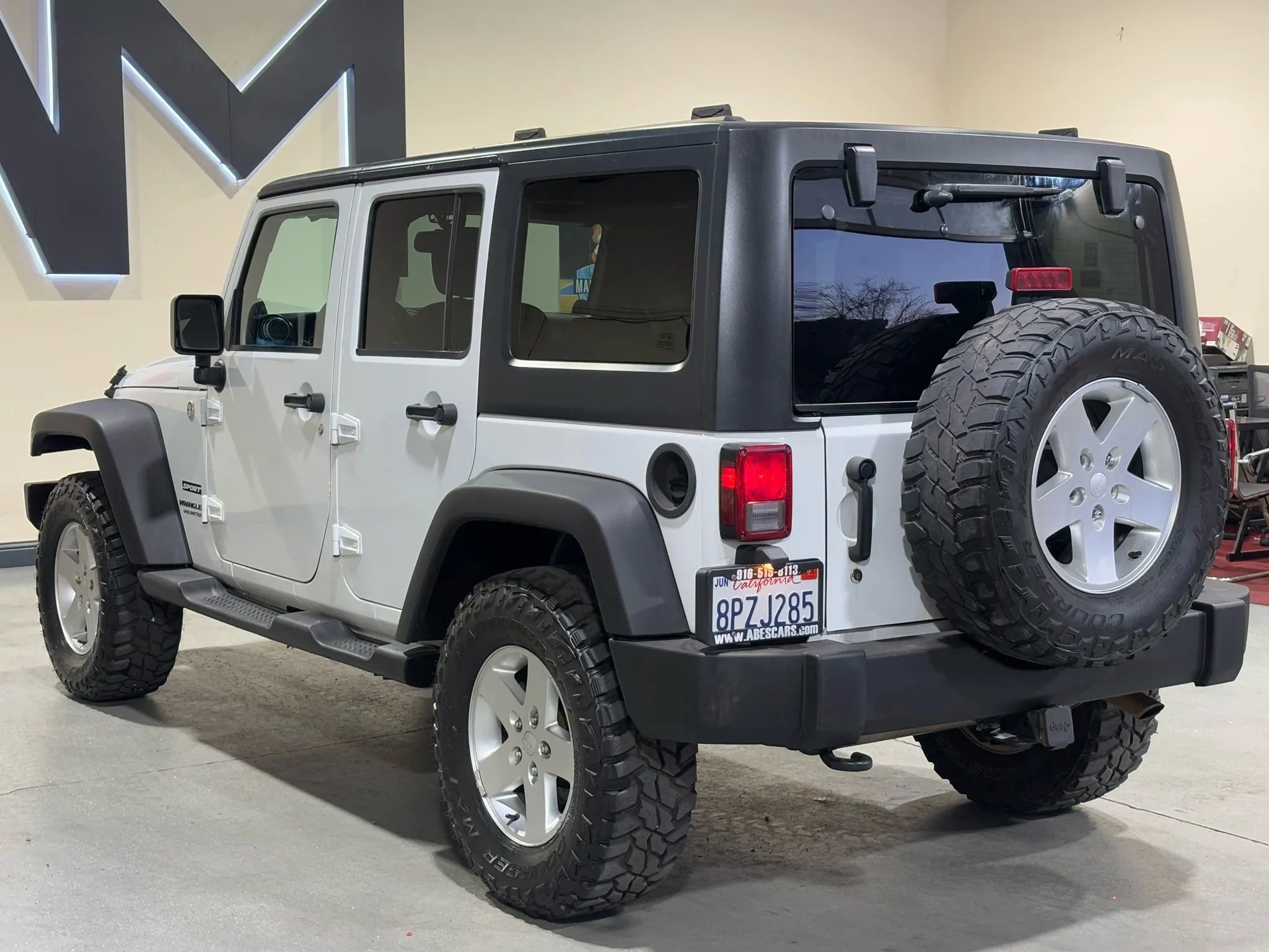 Used 2013 Jeep Wrangler Unlimited Sport AWD/4WD image 7