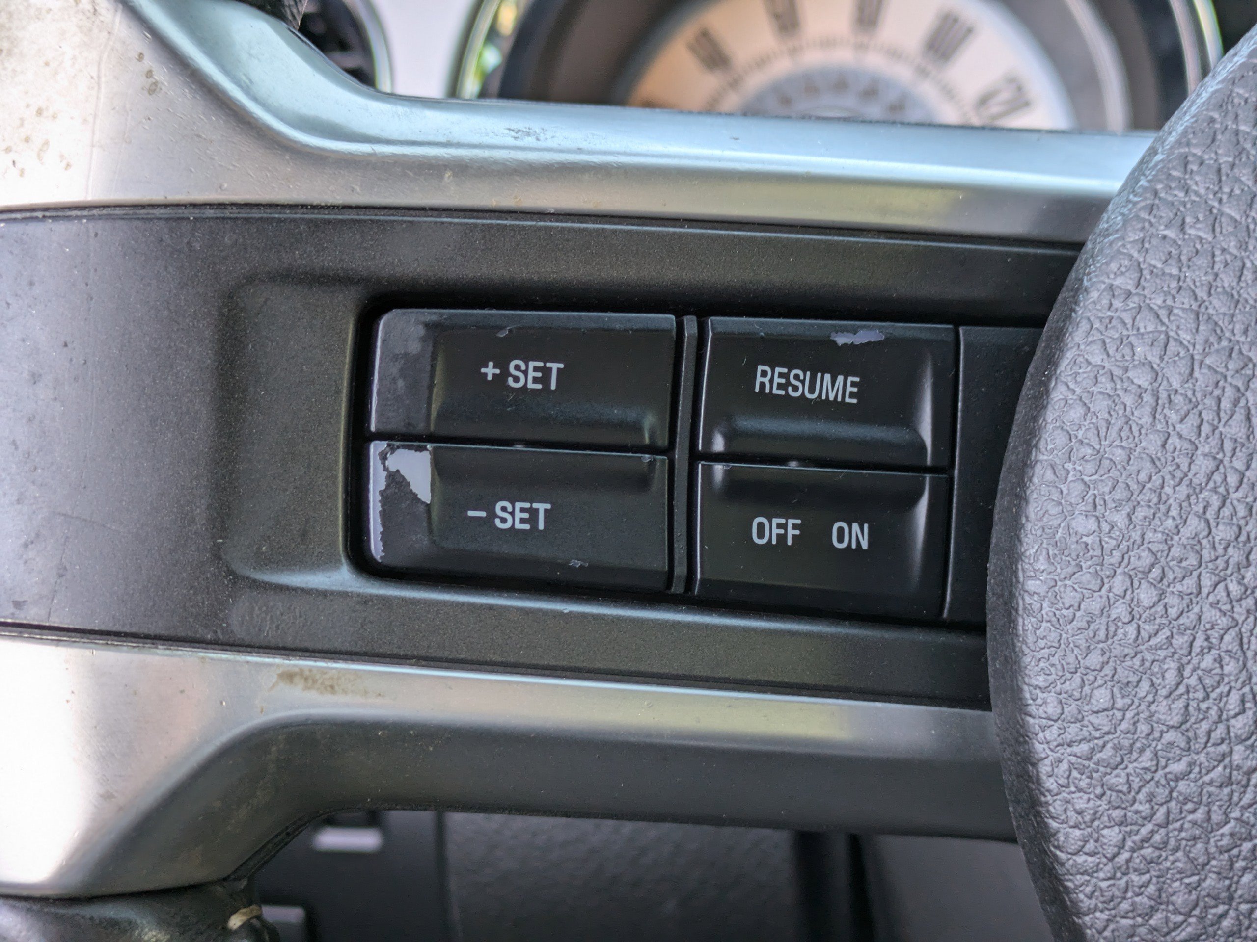 Used 2010 Ford Mustang GT Premium image 20