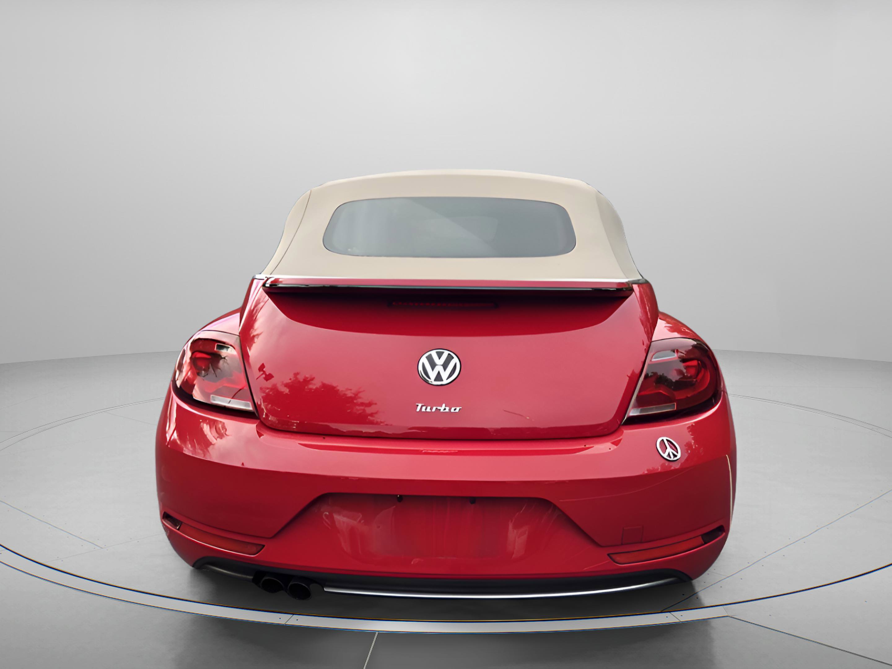 Used 2019 Volkswagen Beetle 2.0T S FWD image 4
