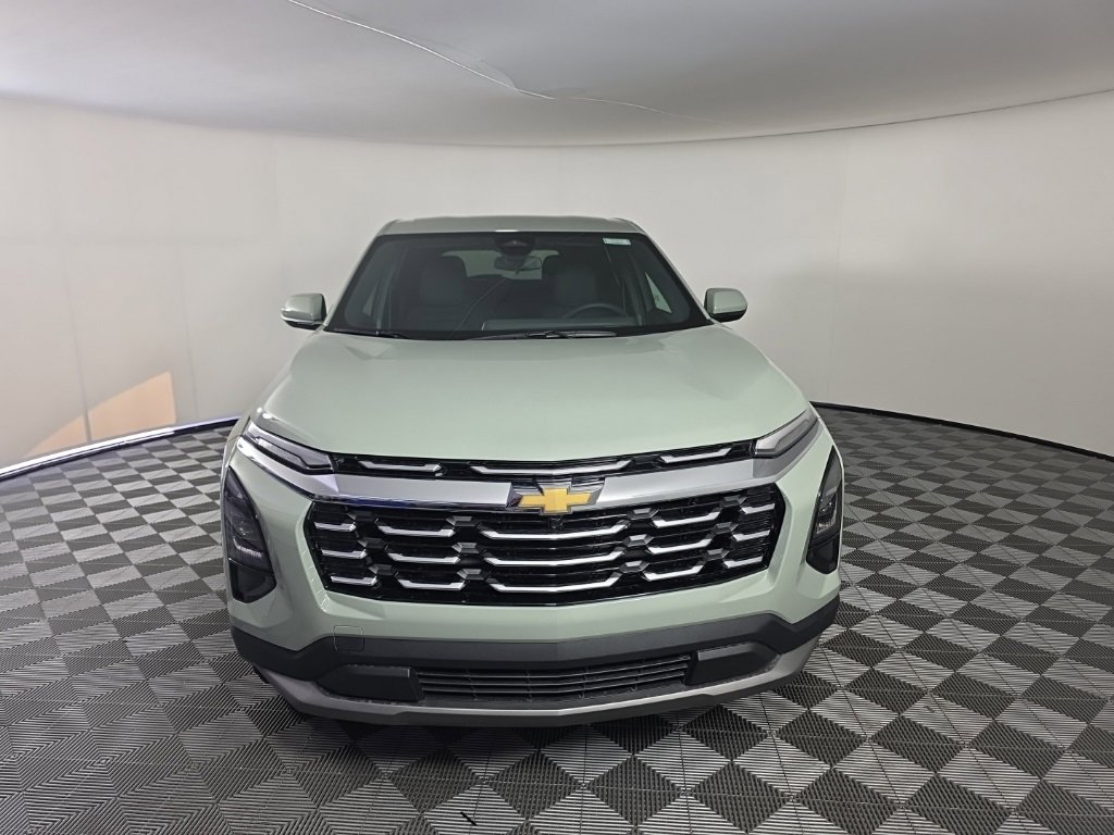 New 2026 Chevrolet Equinox LT image 8