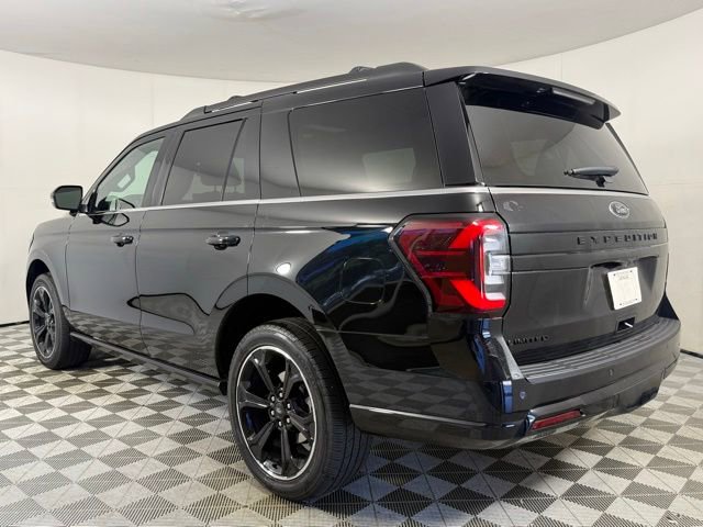 Used 2023 Ford Expedition Limited AWD/4WD image 4