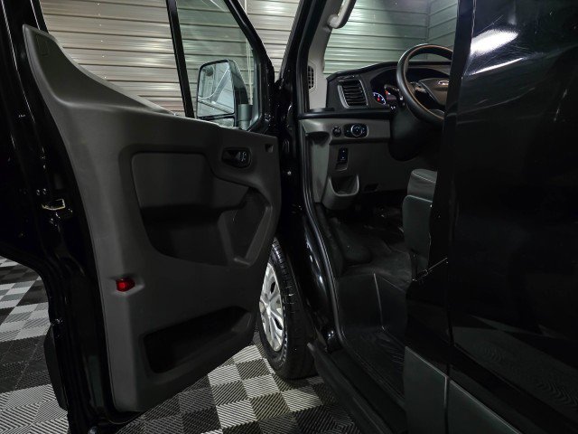 Used 2023 Ford Transit 350 XL image 29