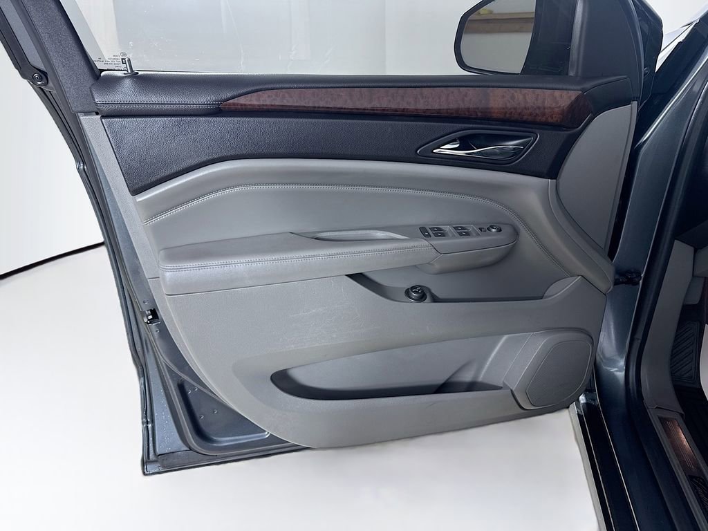 Used 2010 Cadillac SRX Premium image 9