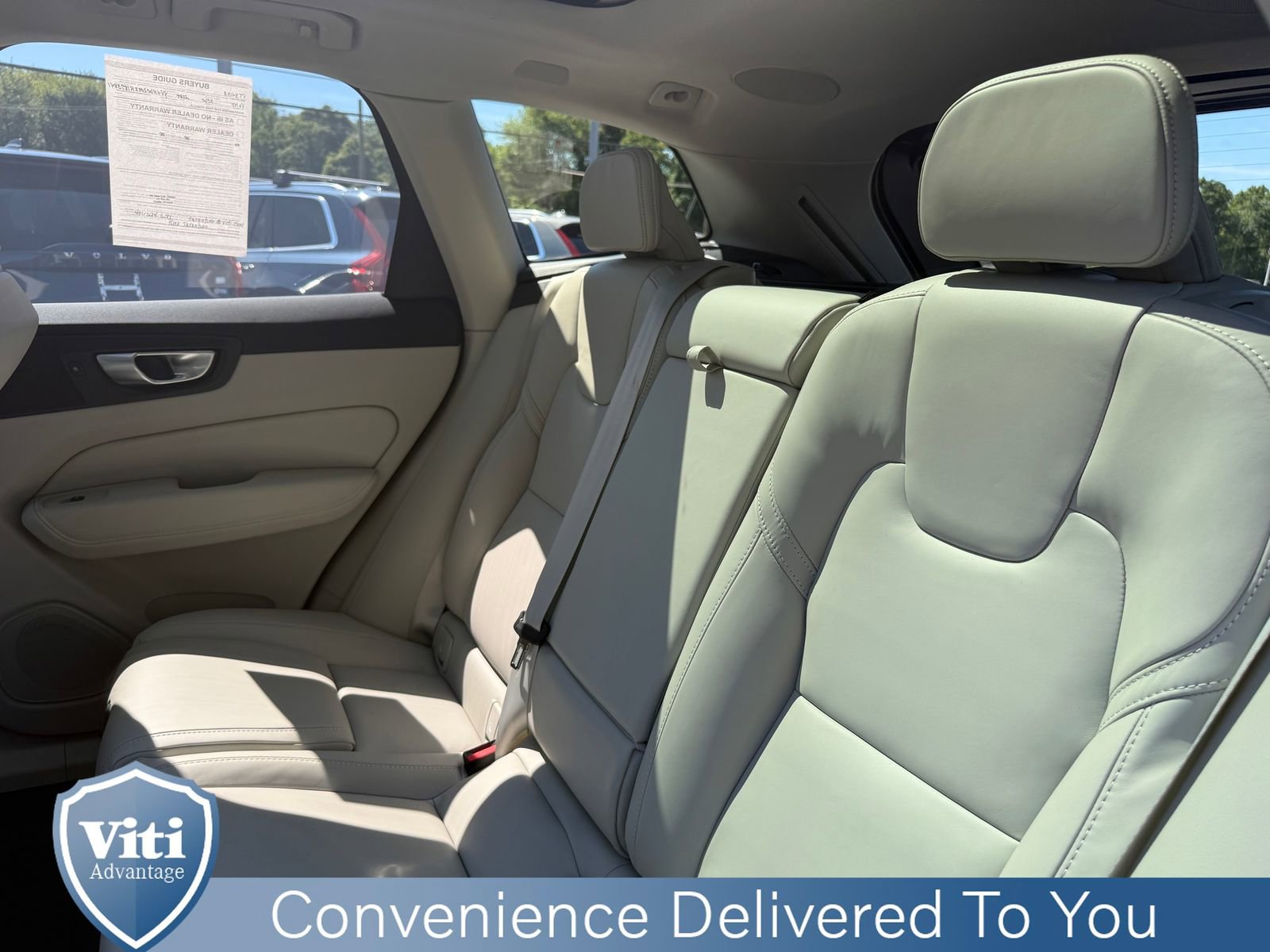 Certified 2024 Volvo XC60 T8 Ultimate w/ Protection Package Premier image 22