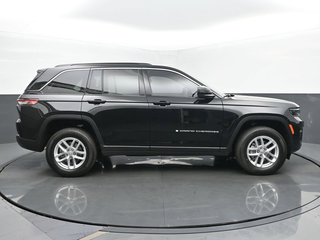 New 2025 Jeep Grand Cherokee Laredo X w/ Luxury Tech Group I image 6