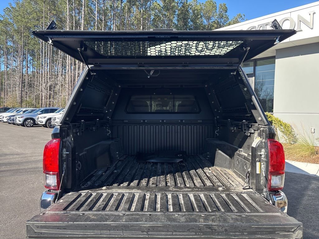Used 2022 Toyota Tacoma SR5 image 15