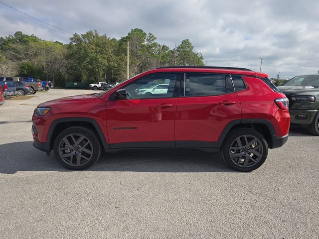 New 2026 Jeep Compass Latitude AWD/4WD image 3