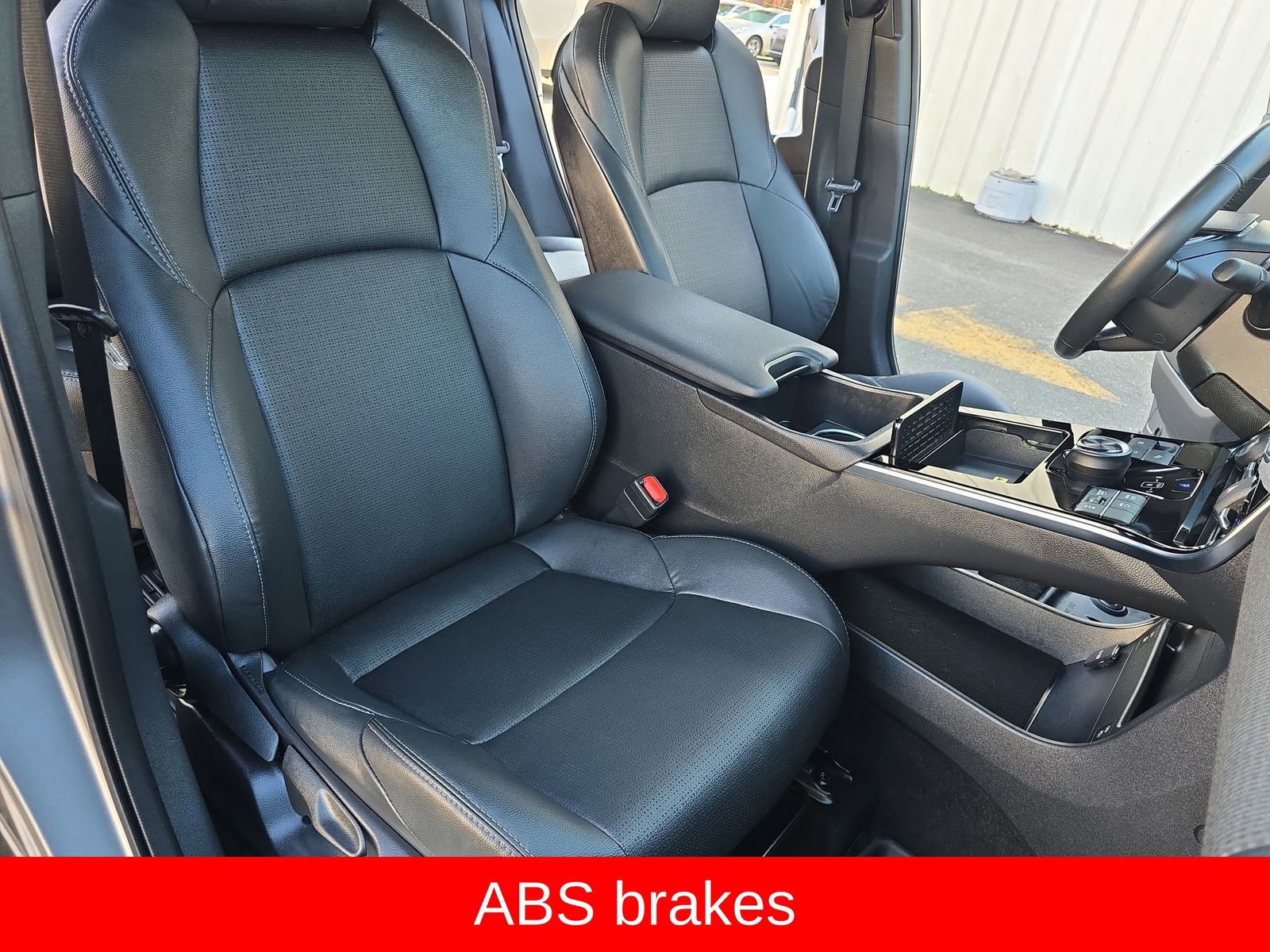 Used 2023 Toyota bZ4X Limited w/ Weather Package image 15