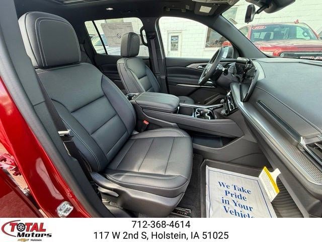 New 2026 Chevrolet Traverse LT w/ Sun and Wheel Package AWD/4WD image 16