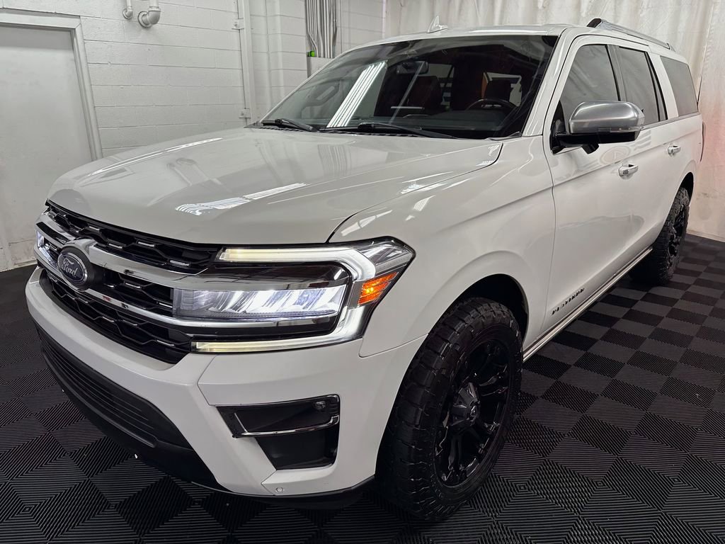 Used 2023 Ford Expedition Max Platinum AWD/4WD image 4