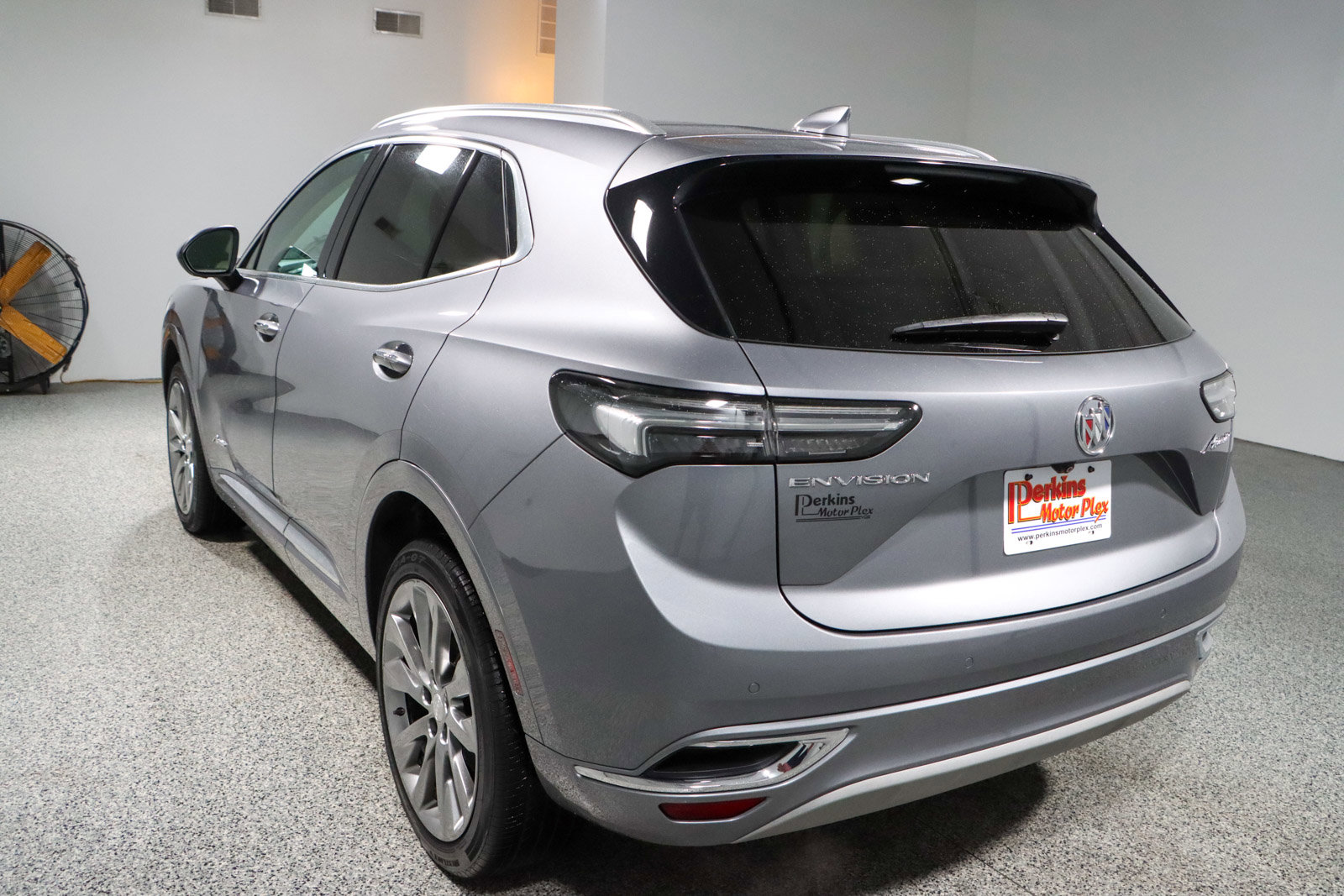 Used 2021 Buick Envision Avenir image 9