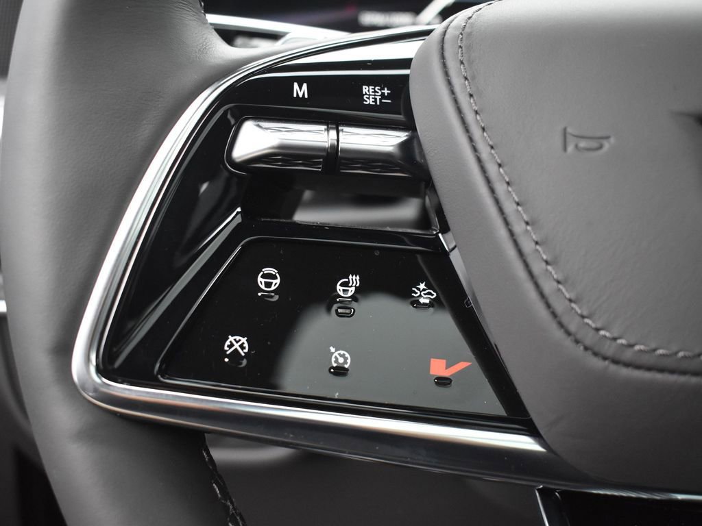 Certified 2025 Cadillac Escalade V w/ LPO, ONYX Package image 16