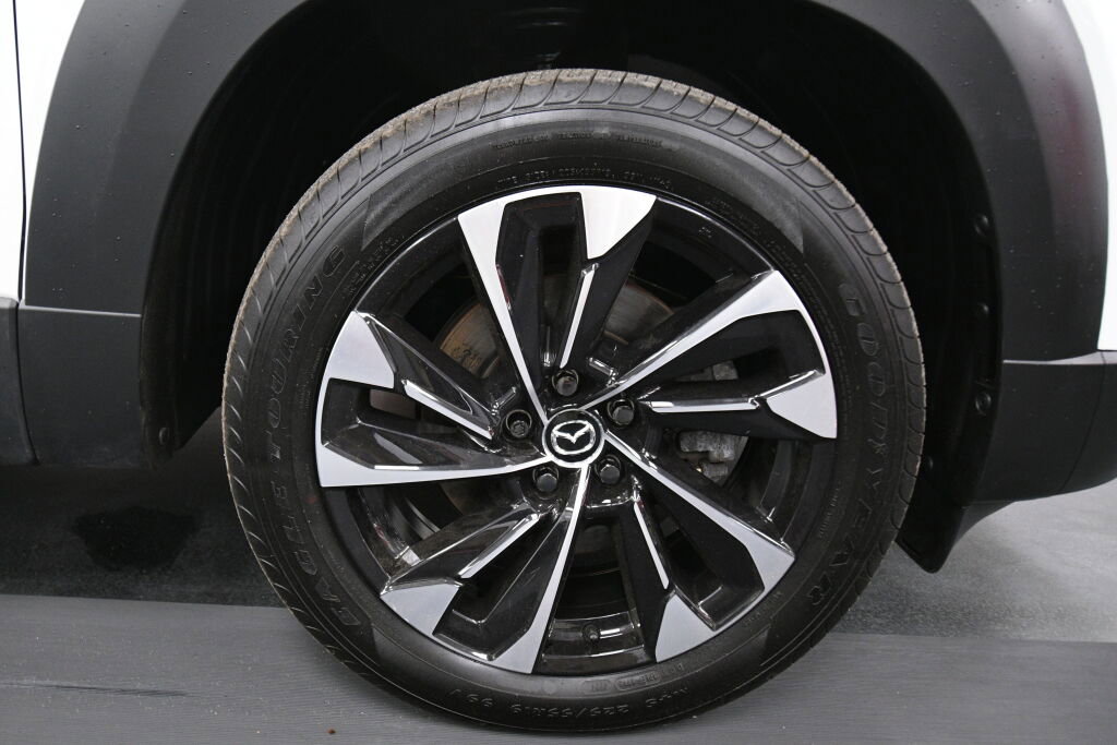 Used 2025 MAZDA CX-50 2.5 Hybrid w/ Weather Package AWD/4WD image 32