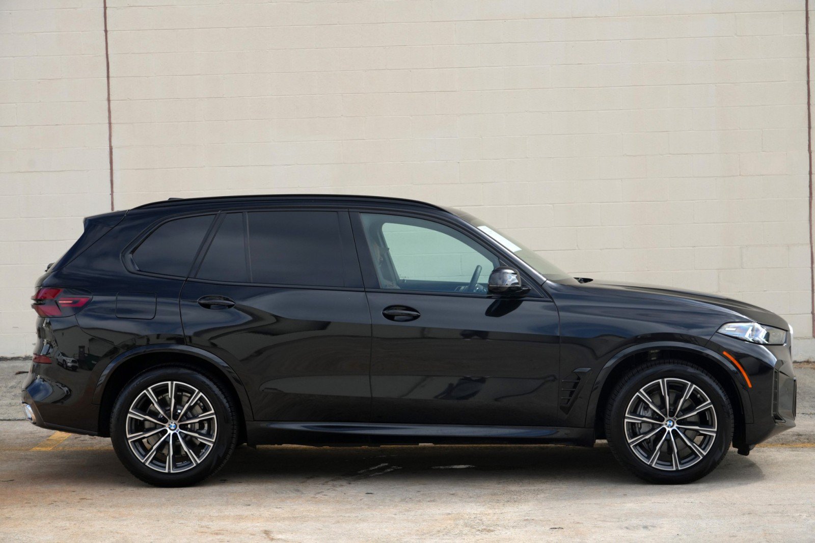 Used 2026 BMW X5 xDrive50e w/ Executive Package AWD/4WD image 59