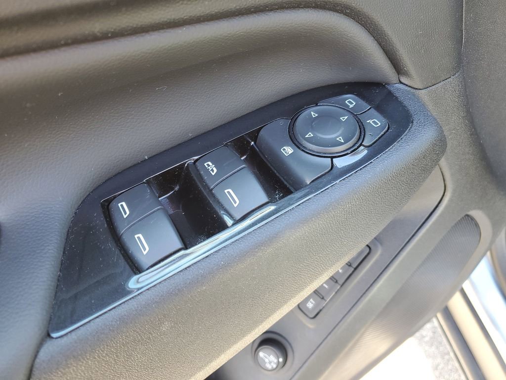 Certified 2024 Chevrolet Equinox Premier FWD image 21