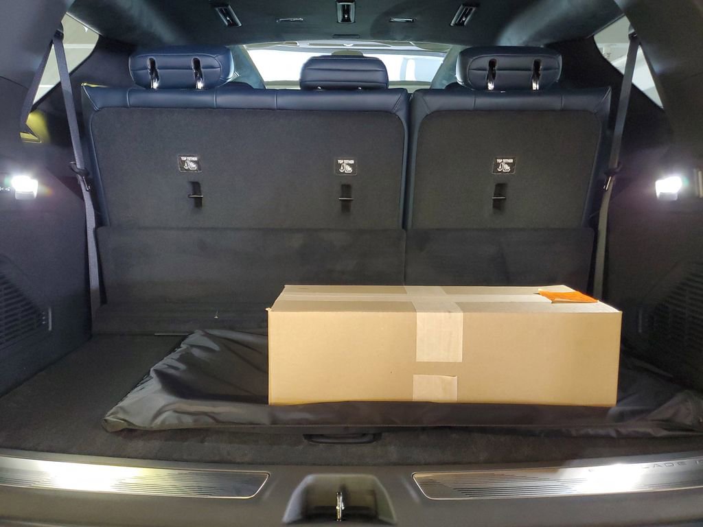 New 2026 Cadillac Escalade IQL Luxury AWD/4WD image 7