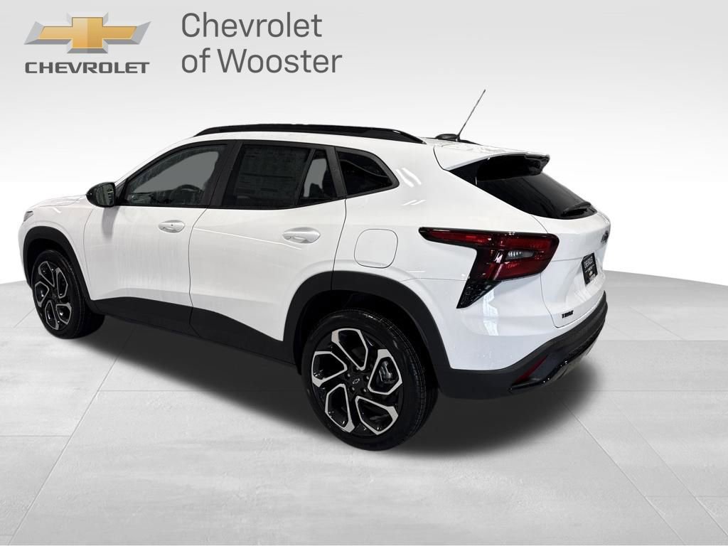 New 2026 Chevrolet Trax RS image 3
