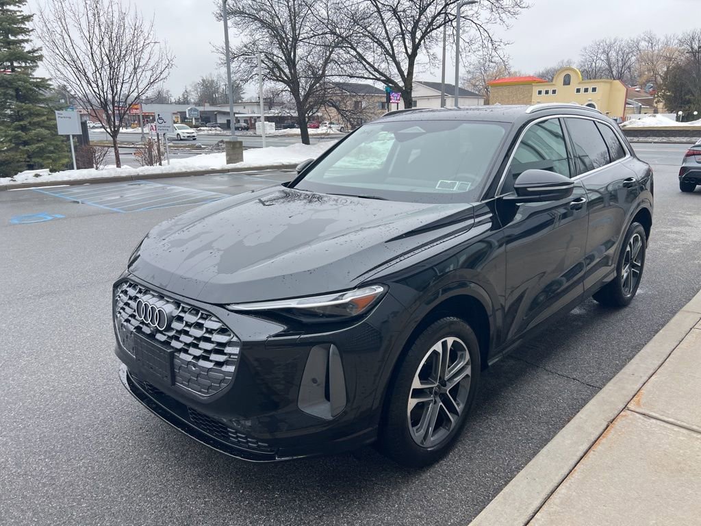 Certified 2025 Audi Q5 Premium Plus w/ Premium Plus image 36