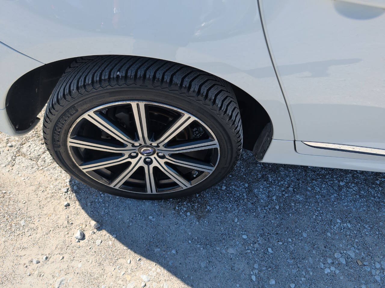 Used 2015 Volvo XC60 T5 AWD/4WD image 10