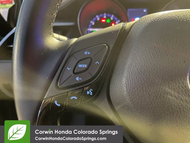 Used 2019 Toyota C-HR XLE FWD image 18