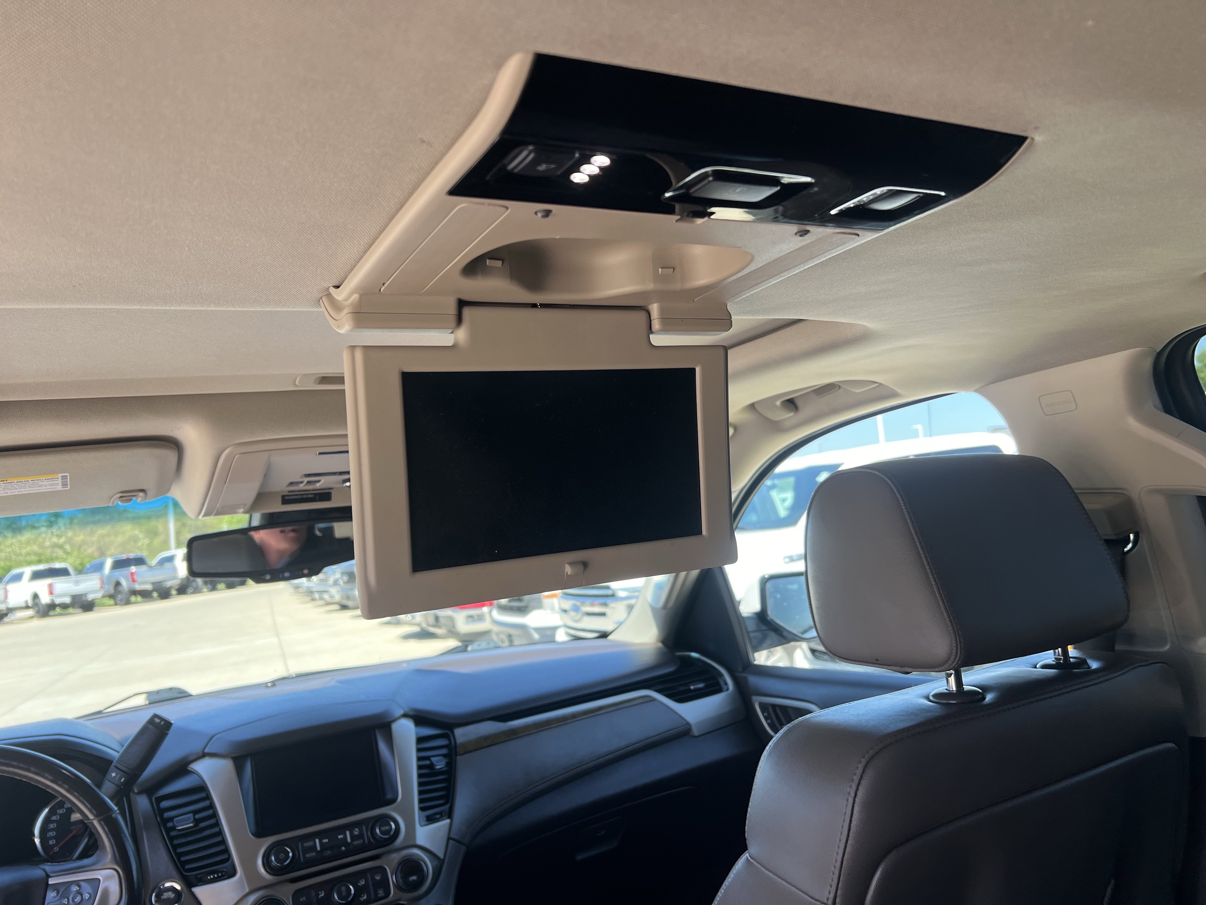 Used 2016 GMC Yukon XL Denali w/ Open Road Package image 25