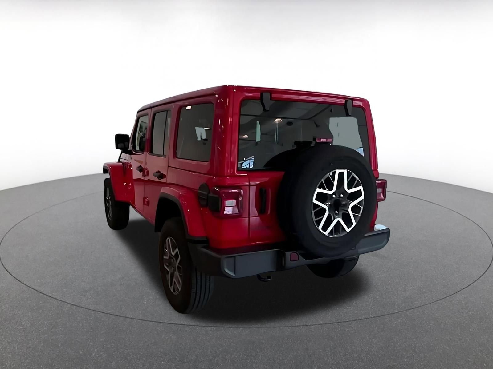 Used 2025 Jeep Wrangler Sahara image 8