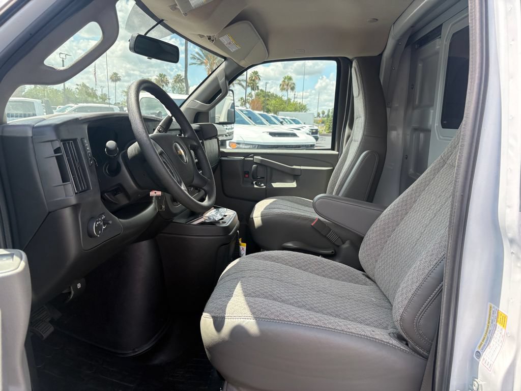New 2025 Chevrolet Express 3500 w/ Power Convenience Package RWD image 13