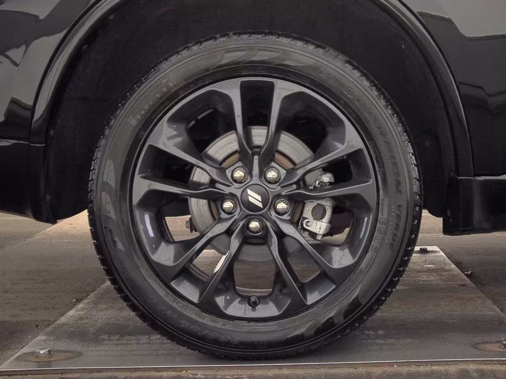 Used 2025 Dodge Durango GT image 5