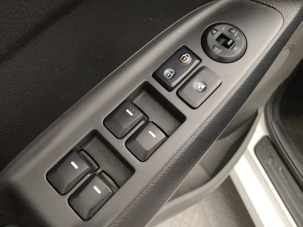 Used 2017 Kia Forte LX image 27